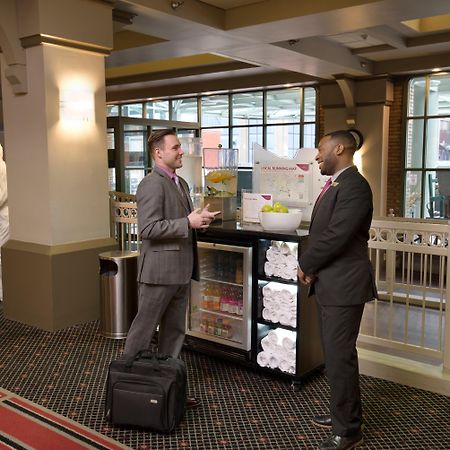 Crowne Plaza Indianapolis-Dwtn-Union Stn By Ihg Otel Dış mekan fotoğraf