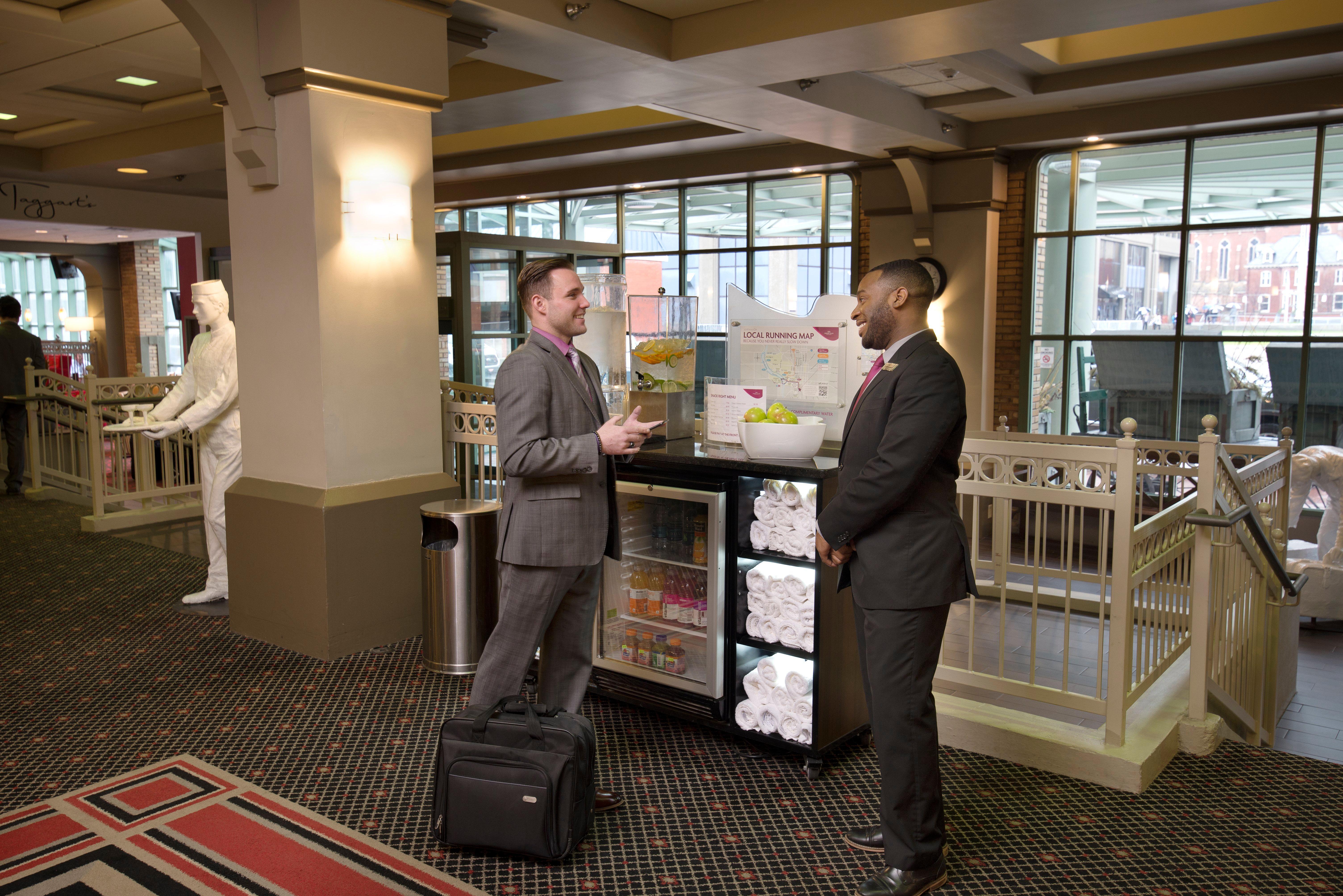 Crowne Plaza Indianapolis-Dwtn-Union Stn By Ihg Otel Dış mekan fotoğraf