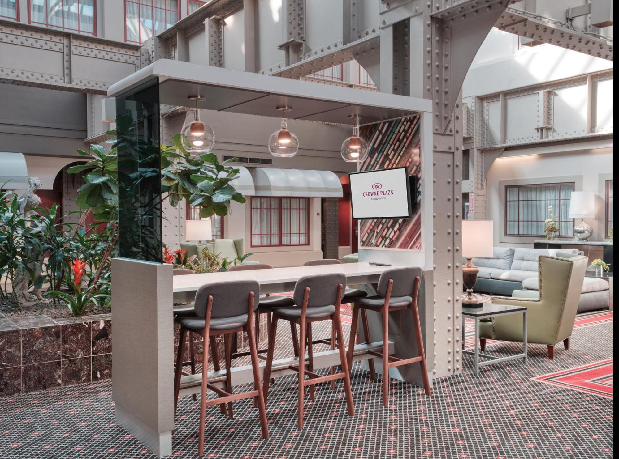 Crowne Plaza Indianapolis-Dwtn-Union Stn By Ihg Otel Dış mekan fotoğraf