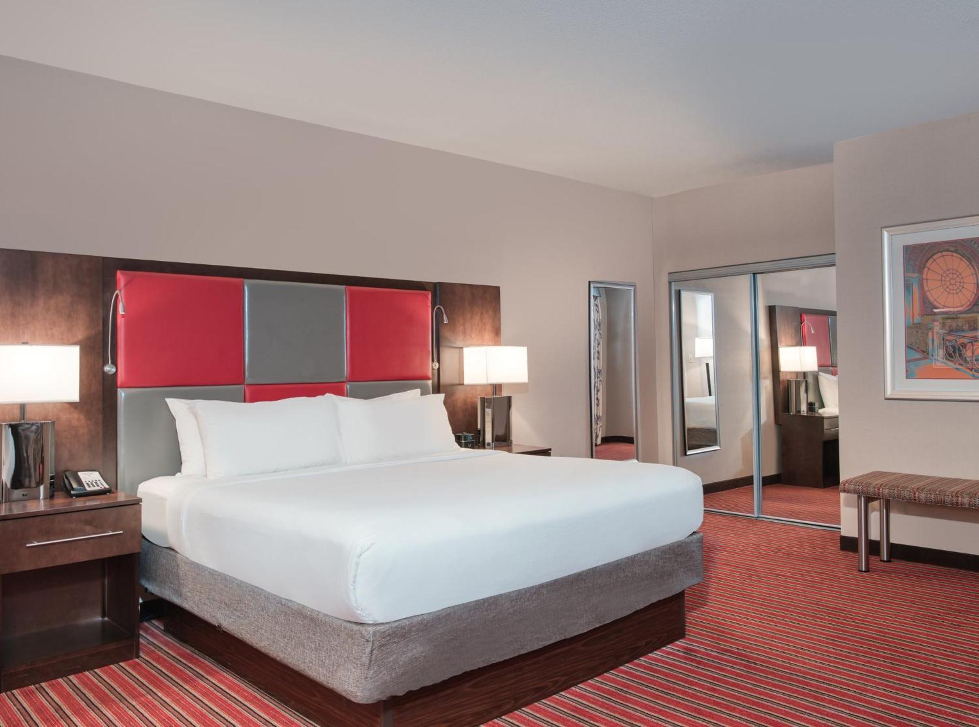 Crowne Plaza Indianapolis-Dwtn-Union Stn By Ihg Otel Dış mekan fotoğraf
